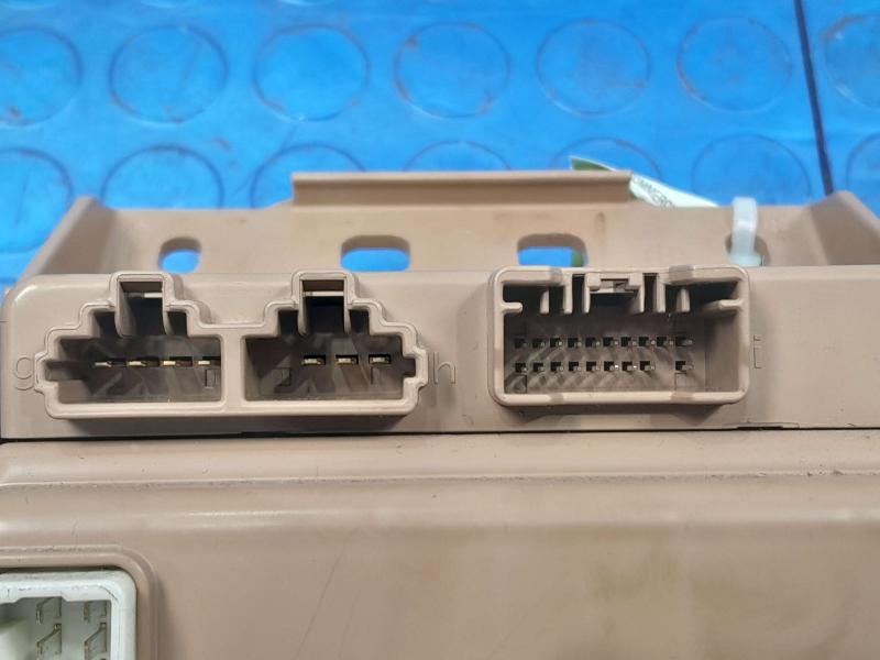 2017 Subaru Impreza Cabin Fuse Box Junction Block Left Genuine OEM 82201FL40B