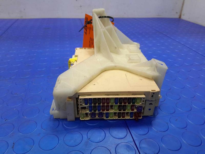 2019 Toyota Sienna Cabin Fuse Box