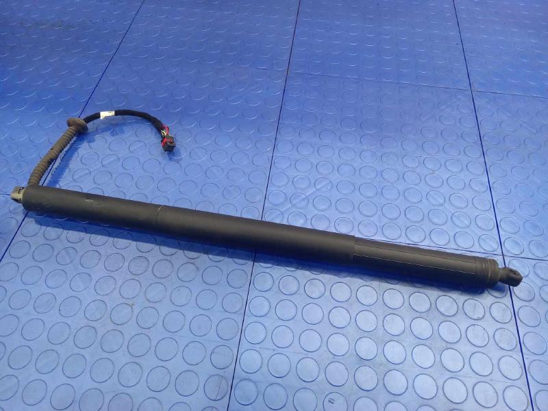 2018 Volkswagen Atlas Decklid Power Lift Strut Motor Genuine OEM 3CN827851A