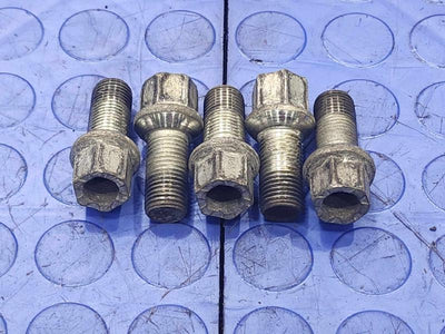 2015 Volkswagen Golf Lug Nuts