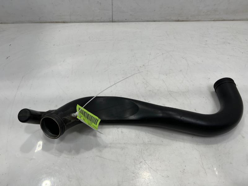 2008 Jaguar XK Air Intake Tube/Resonator