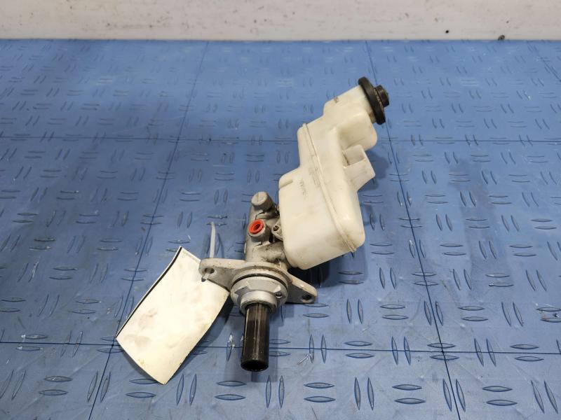 2013 Toyota Camry Master Cylinder