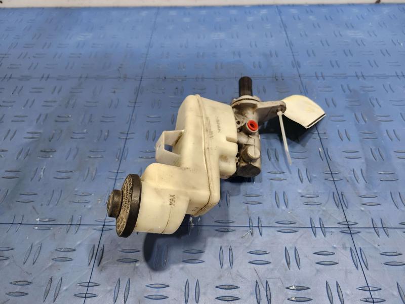 2013 Toyota Camry Master Cylinder