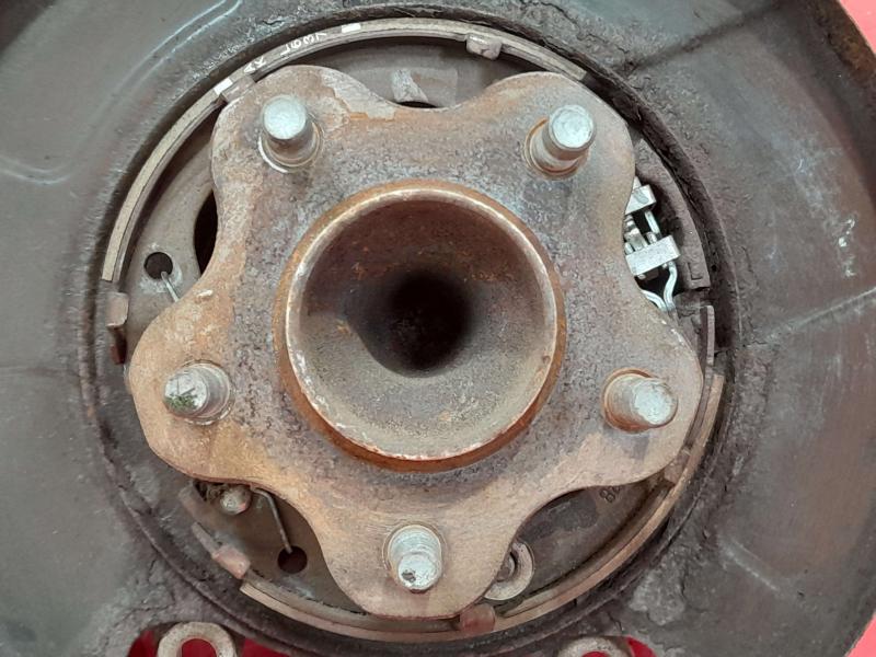 2015 Nissan Altima Rear Knuckle/Stub Axle