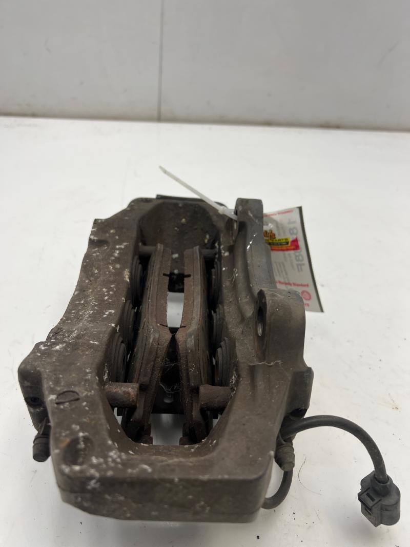 2004 Porsche Cayenne Caliper