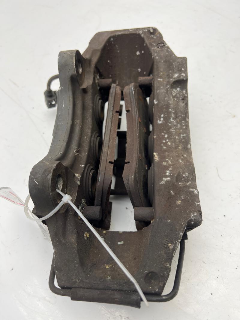 2004 Porsche Cayenne Caliper
