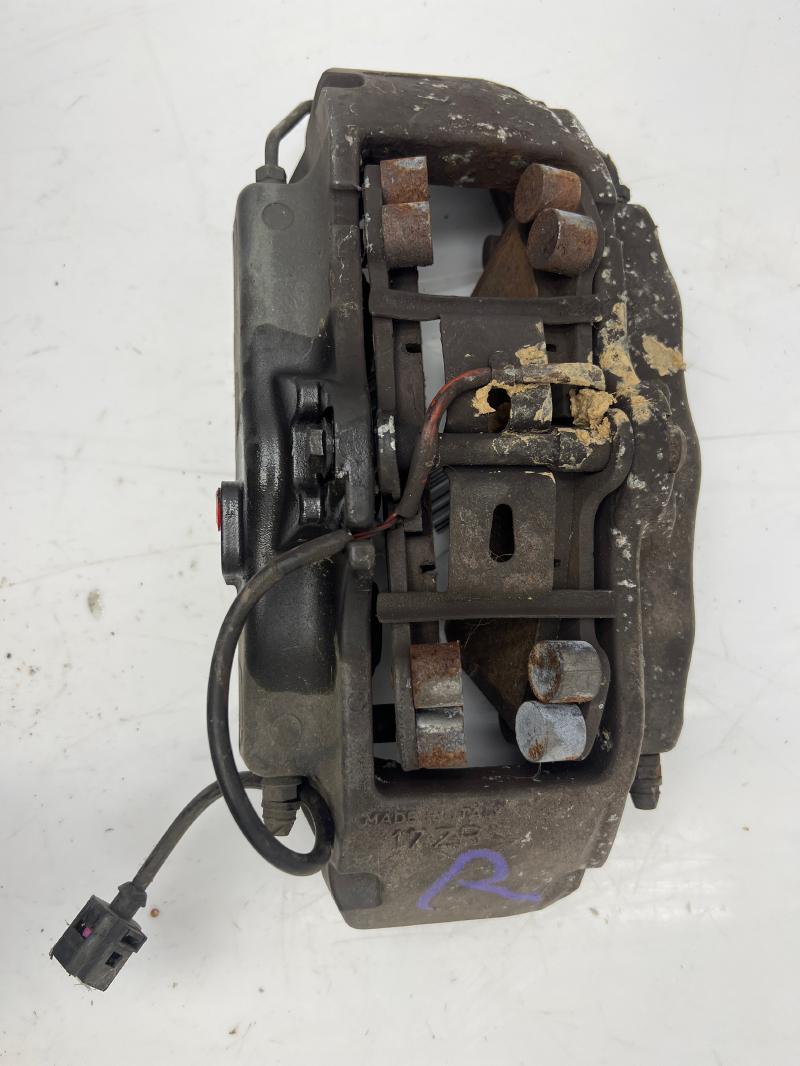 2004 Porsche Cayenne Caliper