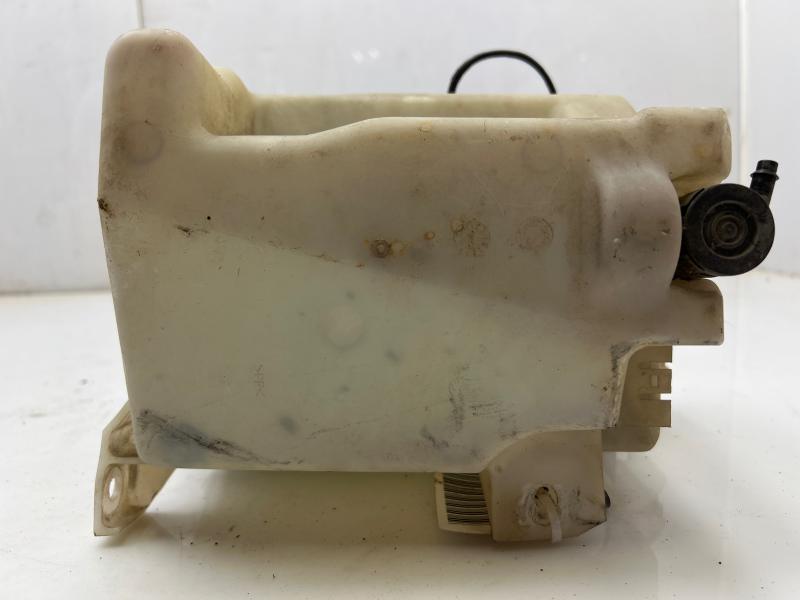 1998 - 2006 Ford F150 Windshield Washer Fluid Reservoir OEM 7L3Z17618A
