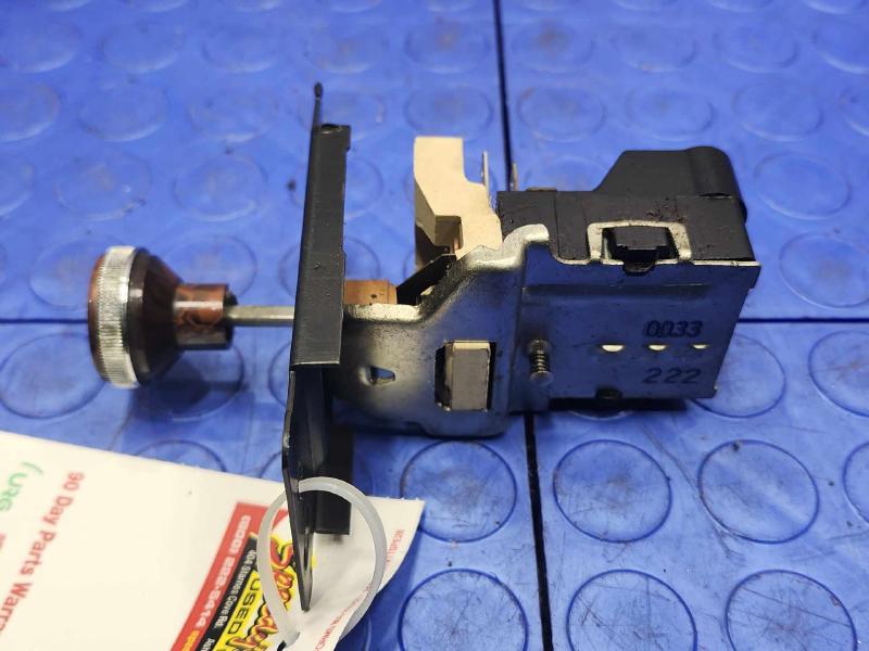 1984 Oldsmobile Ninety-Eight Headlight Switch (Dash Mtd)