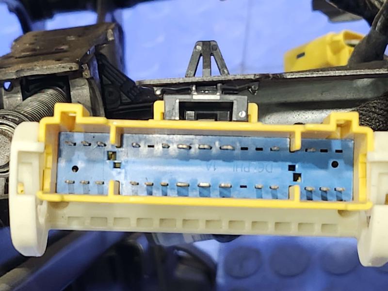 2015 Jeep Grand Cherokee Seat Track