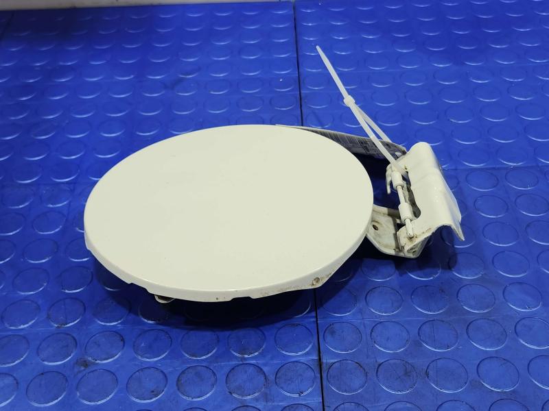 2015 Nissan Murano Fuel Tank Door
