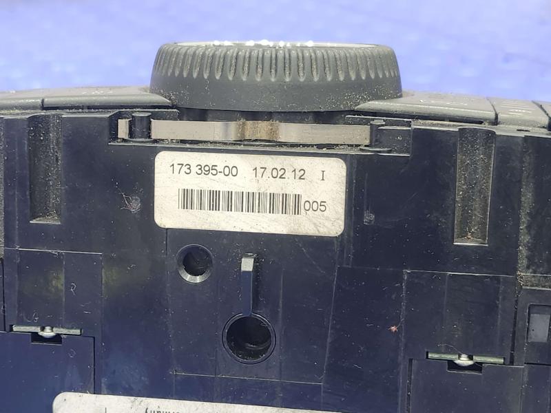 2012 Mercedes Sprinter Heater A/C Control