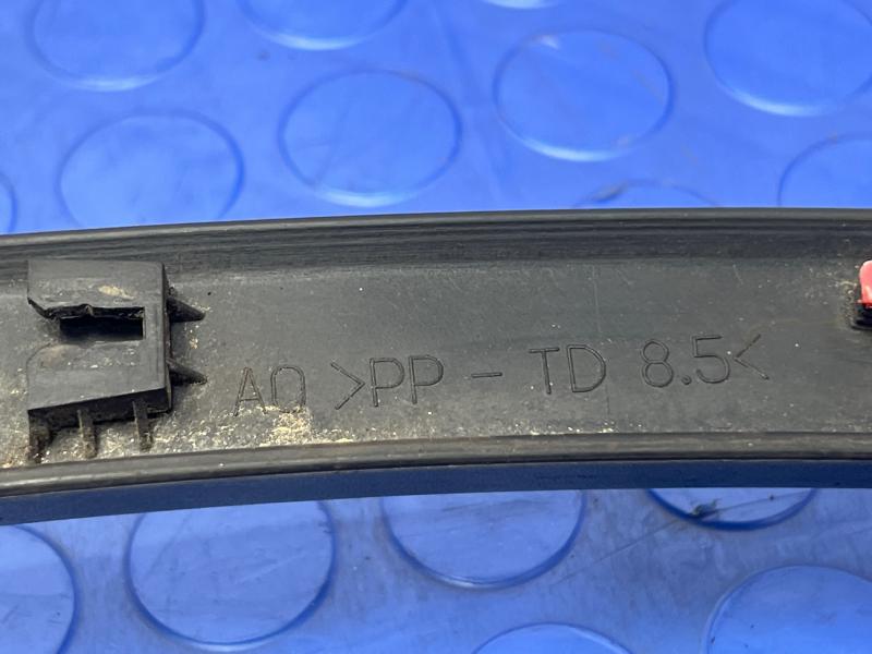 2007 Honda CR-V Wheel Opening Moulding