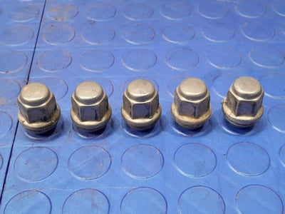 2015 Dodge Journey Lug Nuts
