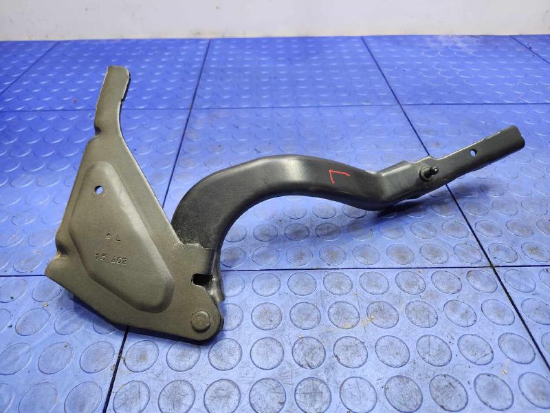 2016 Jeep Cherokee Hood Hinge