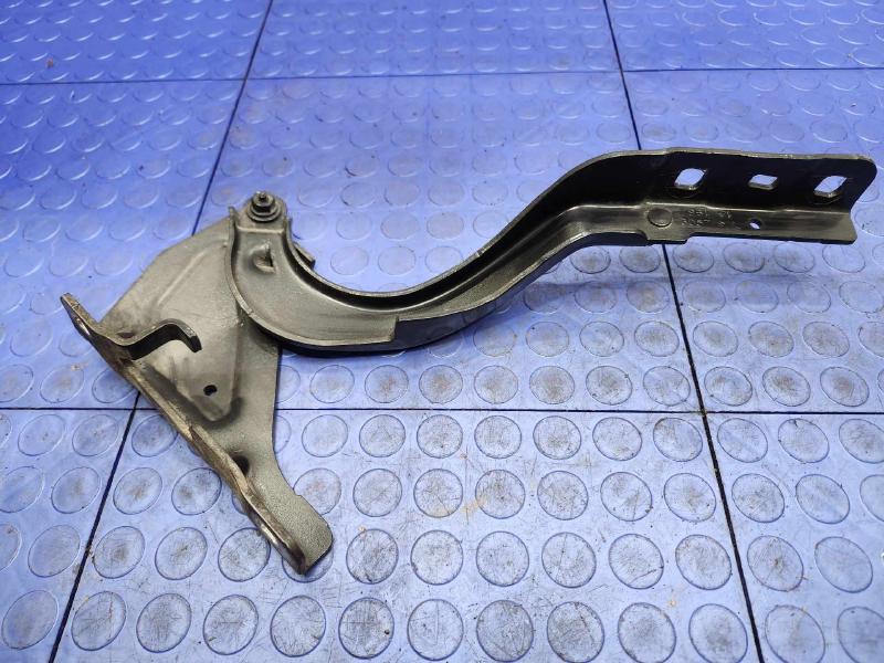 2016 Jeep Cherokee Hood Hinge