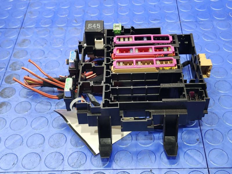 2017-2025 Audi Q7 OEM Cabin Fuse Box Relay Junction Block Genuine