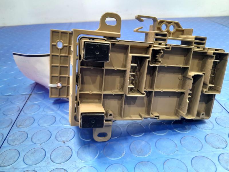 2013-2015 Subaru XV Crosstrek Cabin Fuse Box Junction Block OEM 82201FJ110