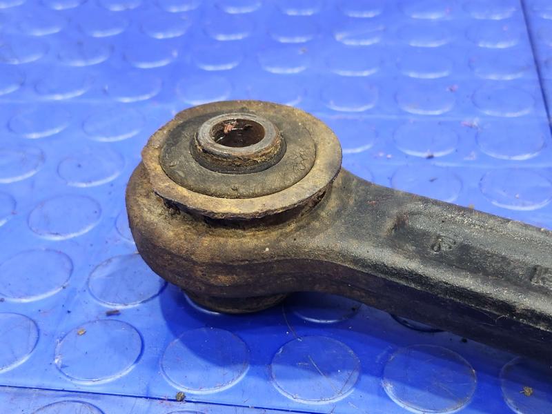 2010 Chevrolet Tahoe Upper Control Arm Rear