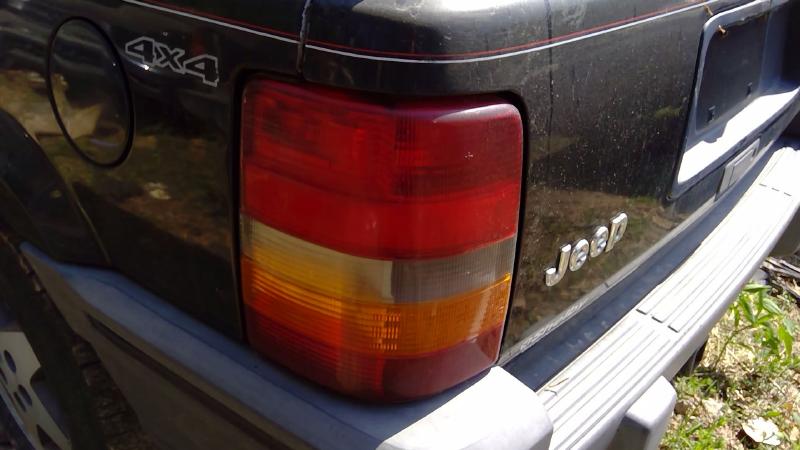 1995 Jeep Grand Cherokee Tail Light Assembly