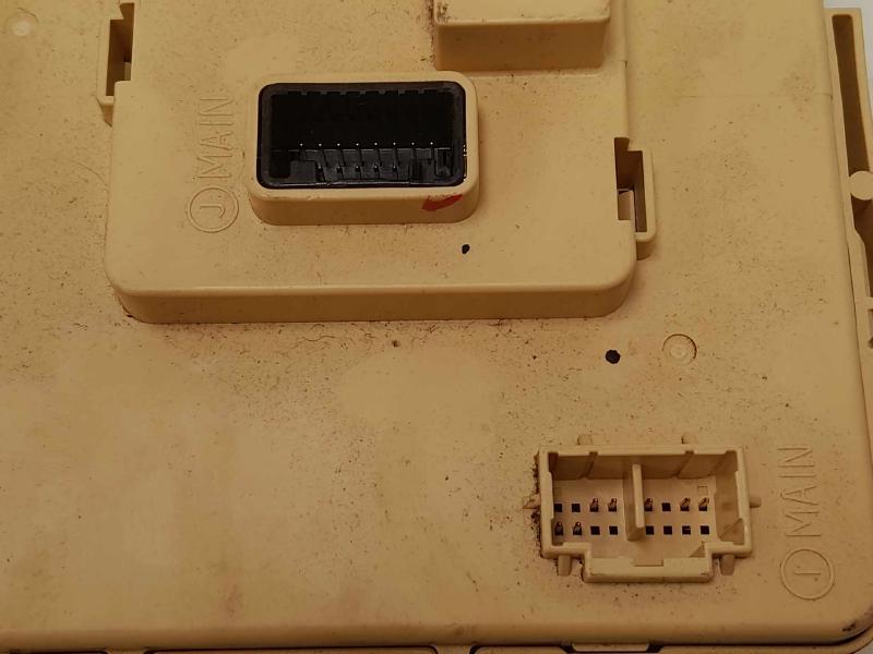 2016 Genesis Genesis Cabin Fuse Box