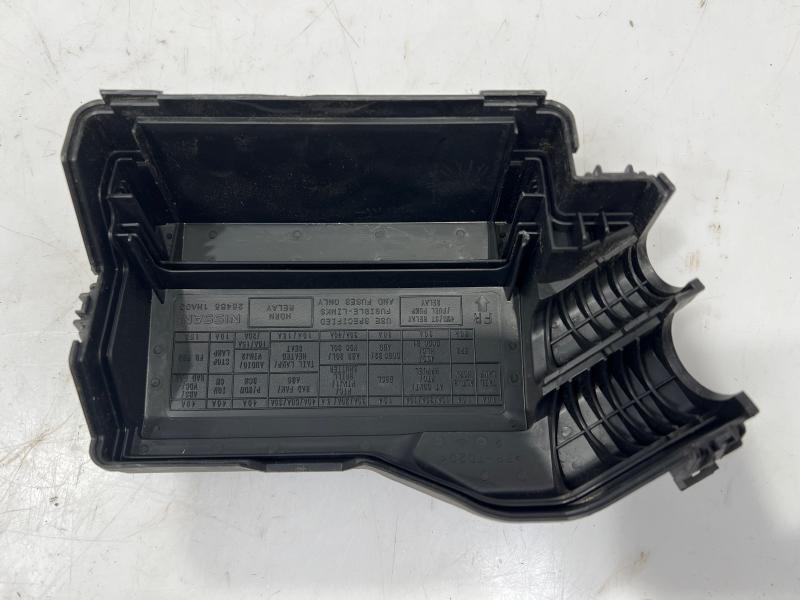 2014 Nissan Versa Engine Fuse Box