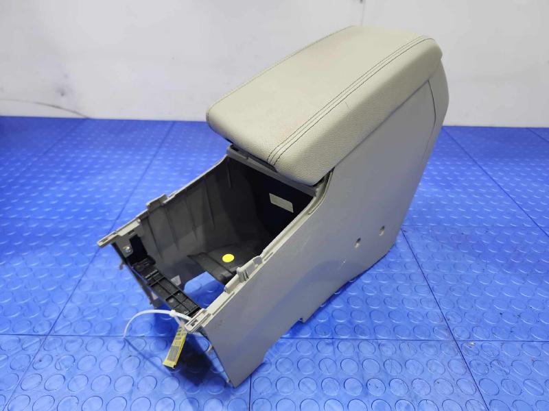 2016 Hyundai Sonata Front Console