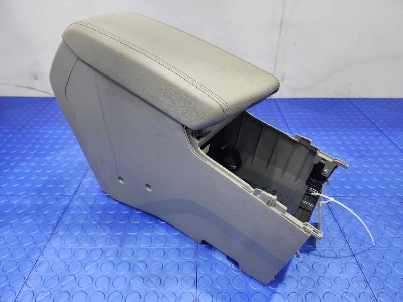 2016 Hyundai Sonata Front Console