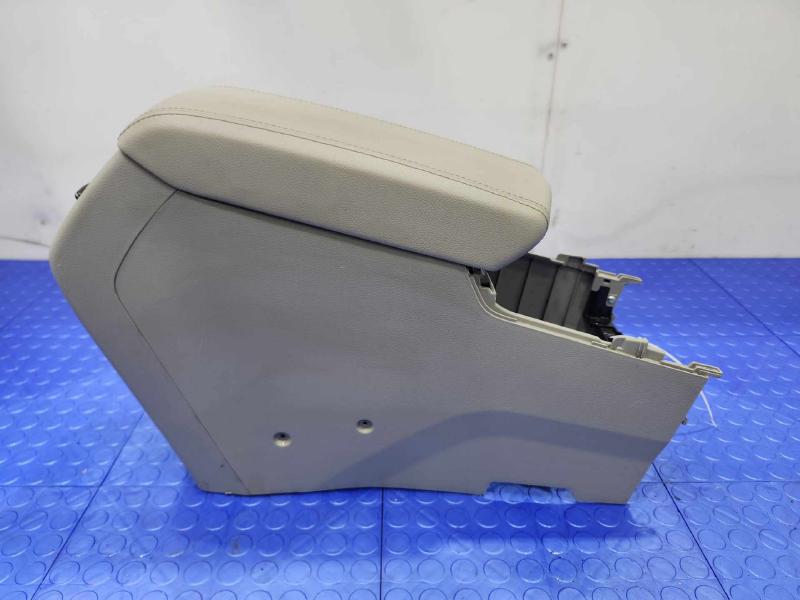 2016 Hyundai Sonata Front Console