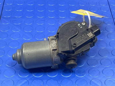 2011-2014 Toyota Sienna Windshield Wiper Motor Genuine OEM Part 8511008020