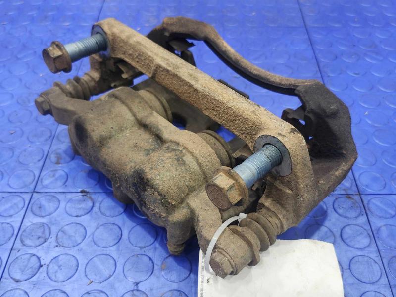 2013 Ford F-350 Super Duty Caliper