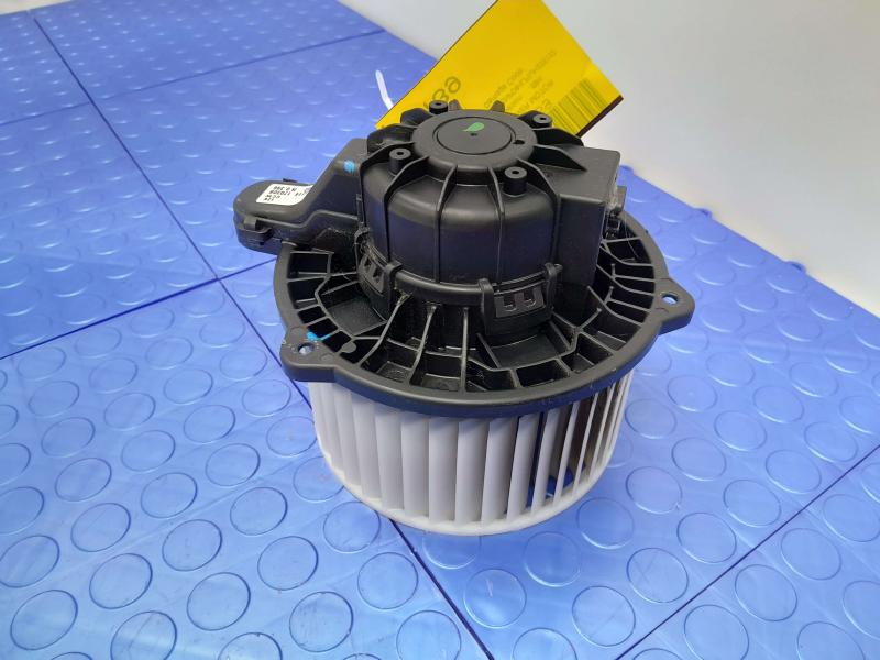2017-2020 Hyundai Elantra Sedan Heater AC Blower Motor Assembly OEM 97113A4000