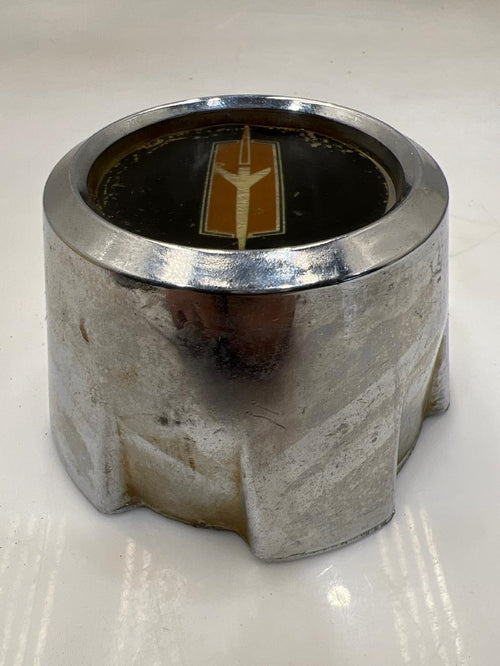 1976 Oldsmobile Cutlass Center Cap