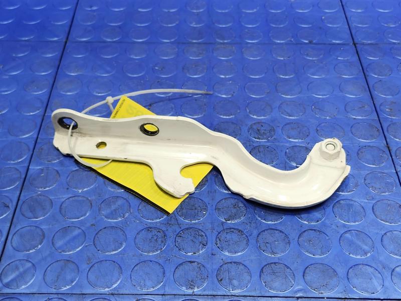 2015 Jeep Grand Cherokee Hood Hinge