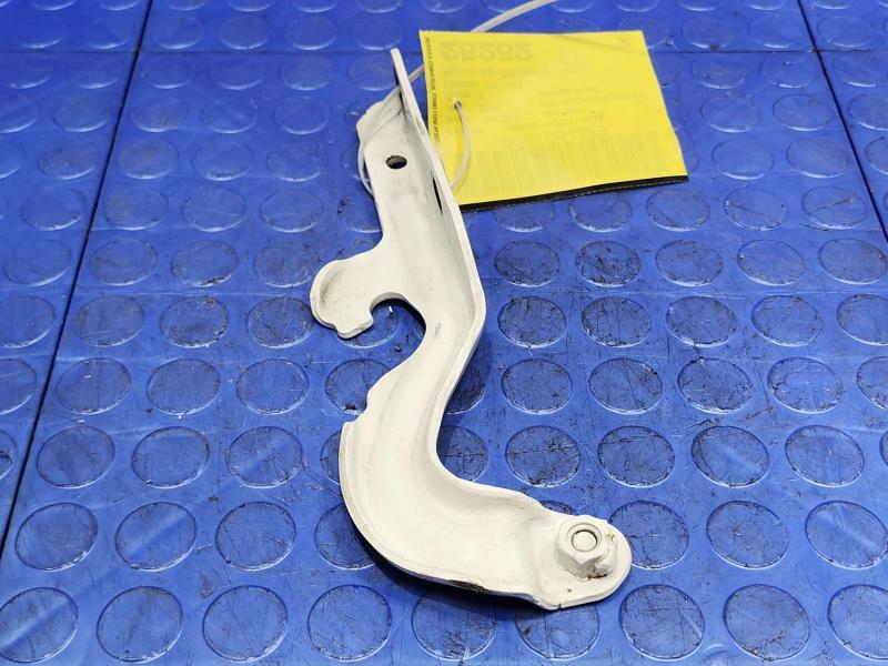 2015 Jeep Grand Cherokee Hood Hinge