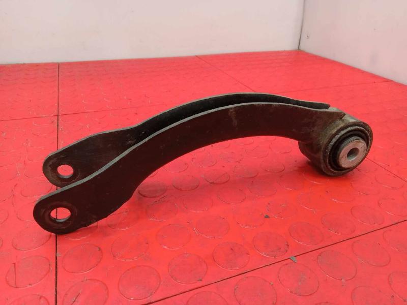 2016 Chrysler 200 Upper Control Arm Rear