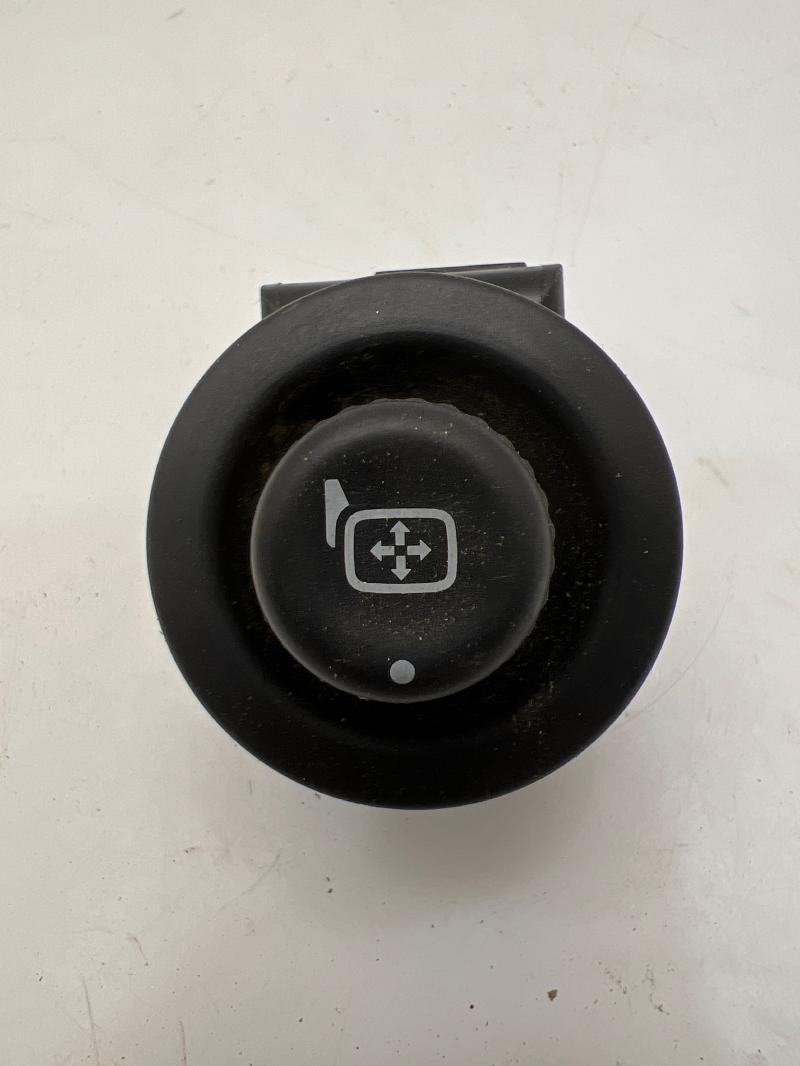2009 Ford Escape Door Switch Front