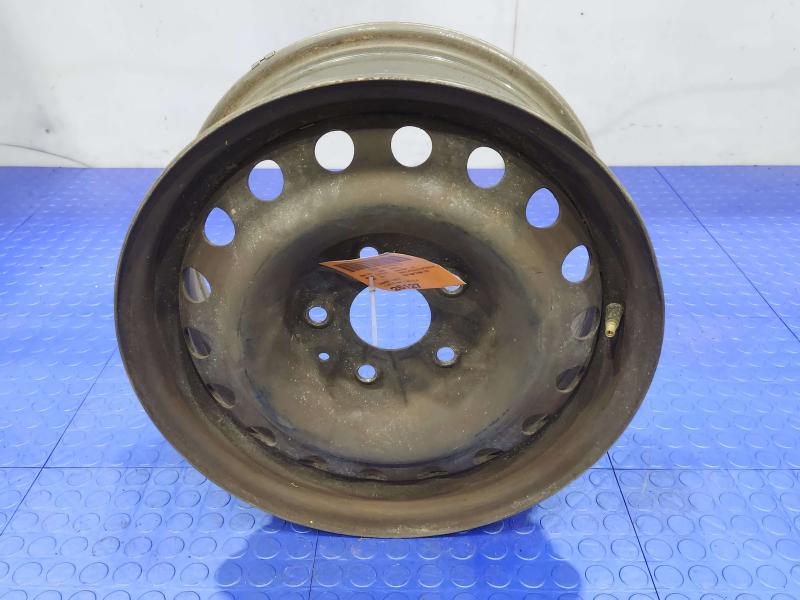 2013 Dodge Grand Caravan Wheel