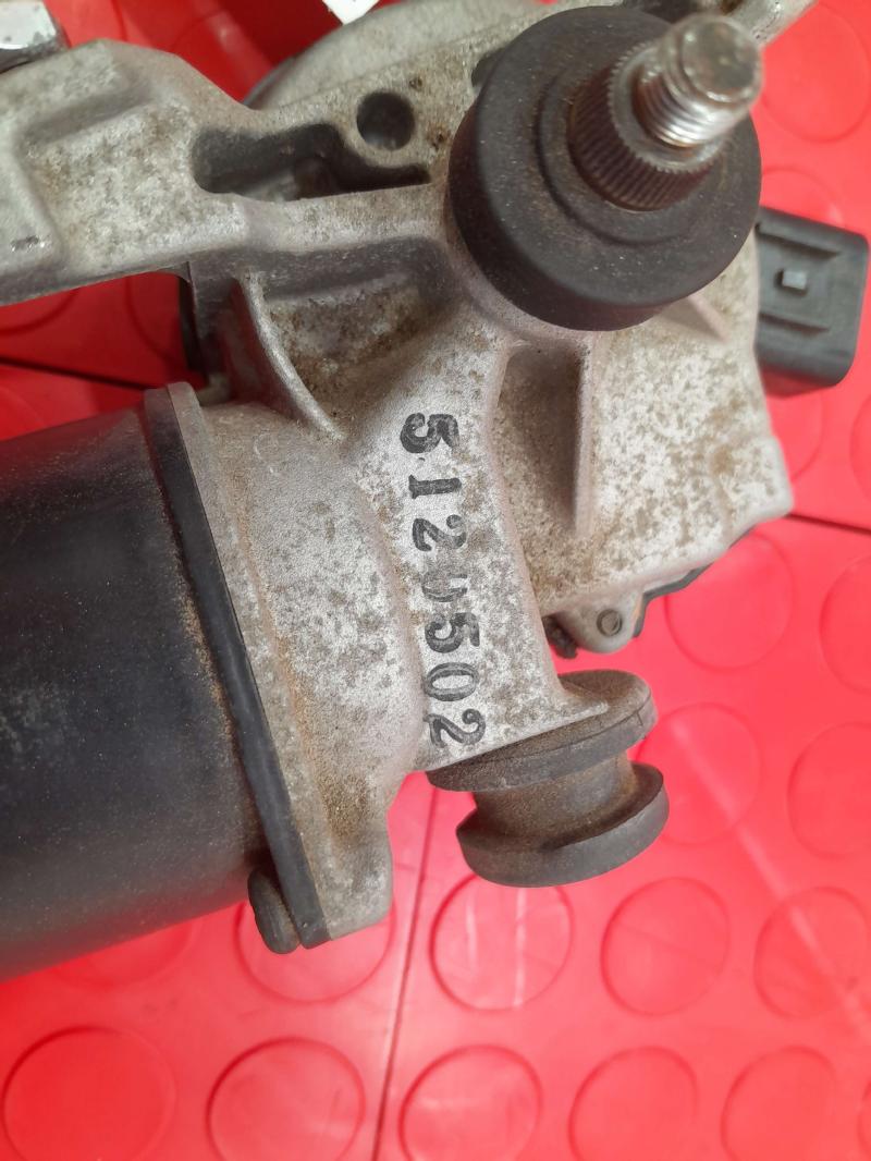 2010-2013 Kia Forte Windshield Wiper Motor Genuine OEM Part 981101M000
