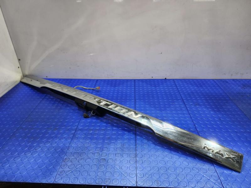 2018 Ford Expedition Tail Finish Panel