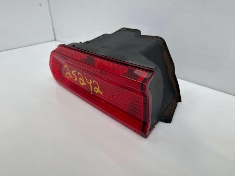 2010 Dodge Challenger Tail Light Assembly