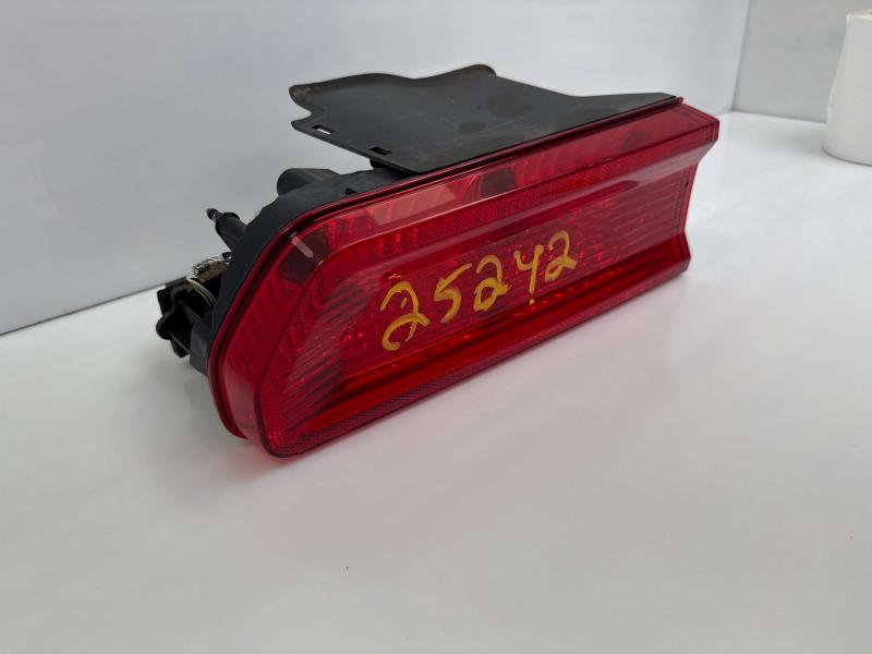 2010 Dodge Challenger Tail Light Assembly