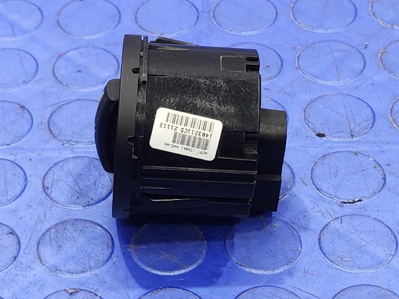 2014 Ford Fiesta Headlight Switch (Dash Mtd)