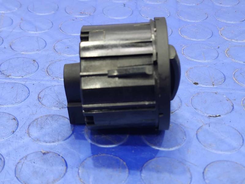 2014 Ford Fiesta Headlight Switch (Dash Mtd)