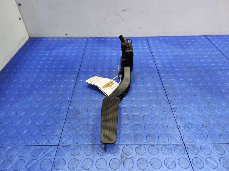 2010 Dodge Challenger Pedal Assembly
