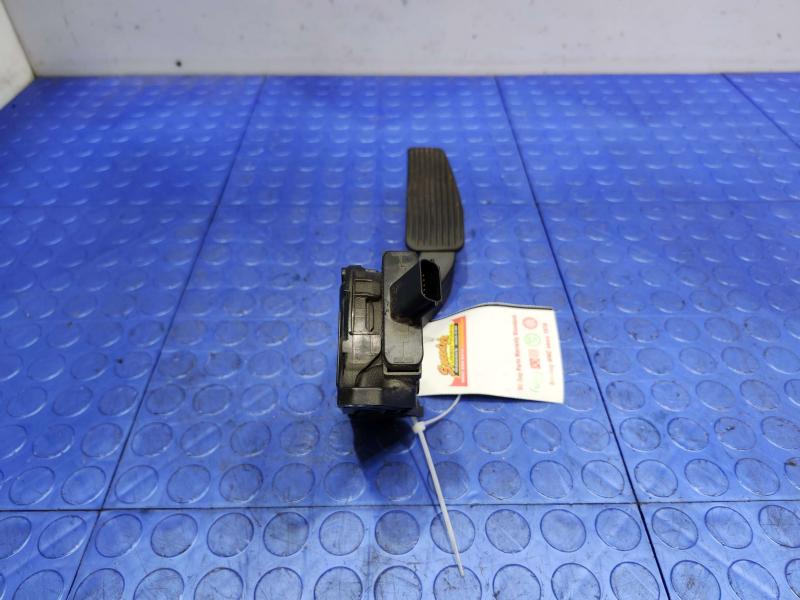 2010 Dodge Challenger Pedal Assembly