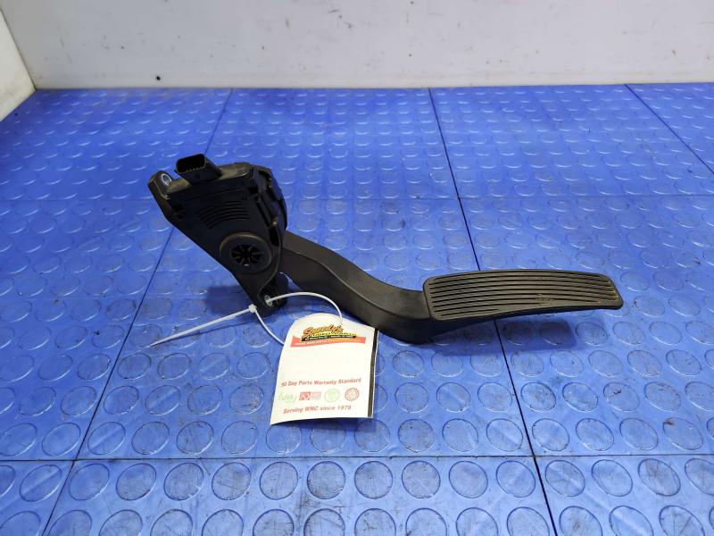 2010 Dodge Challenger Pedal Assembly