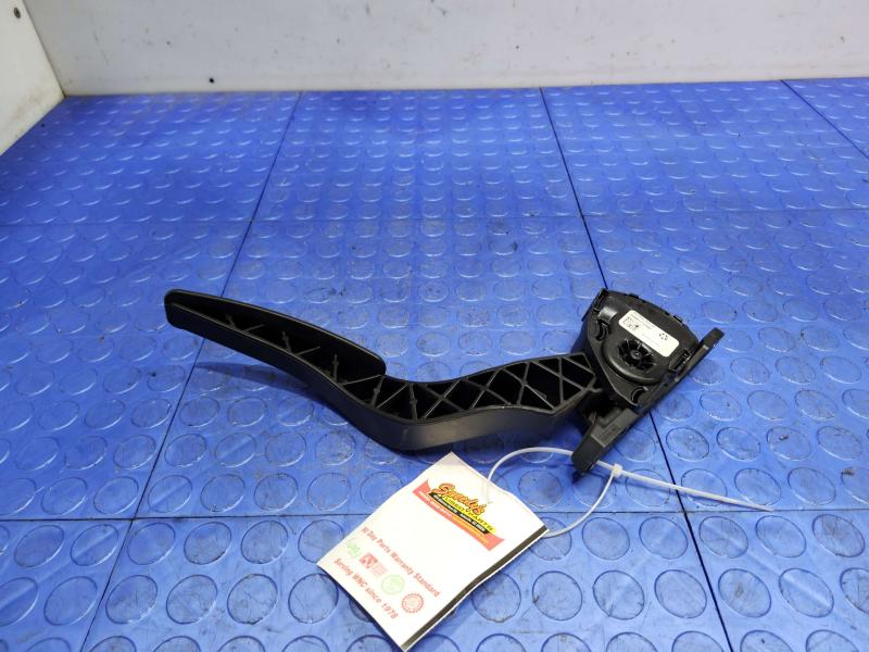 2010 Dodge Challenger Pedal Assembly