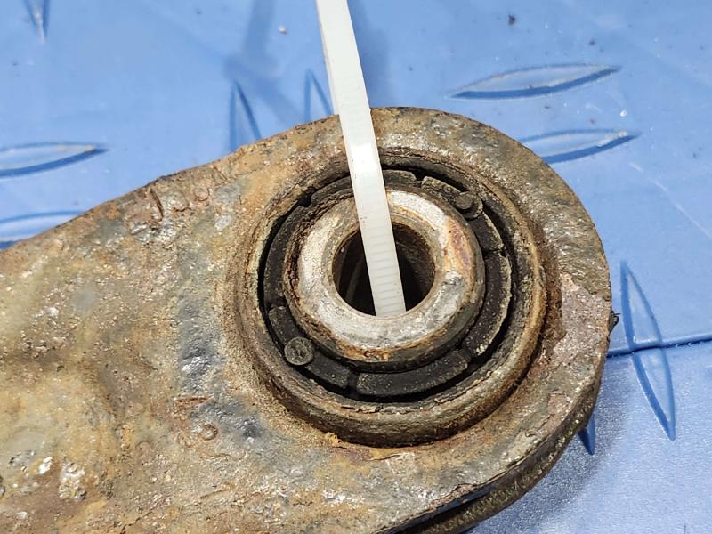 2012 Ford Focus Upper Control Arm Rear