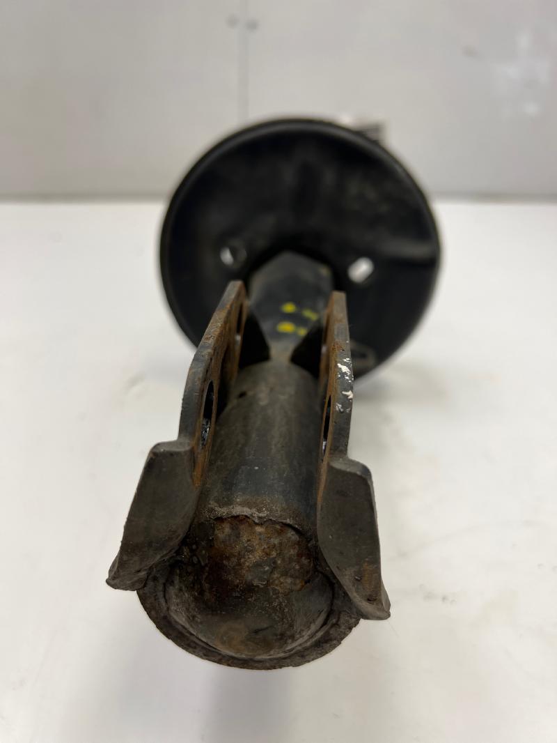 2005 Toyota Celica Strut Assembly